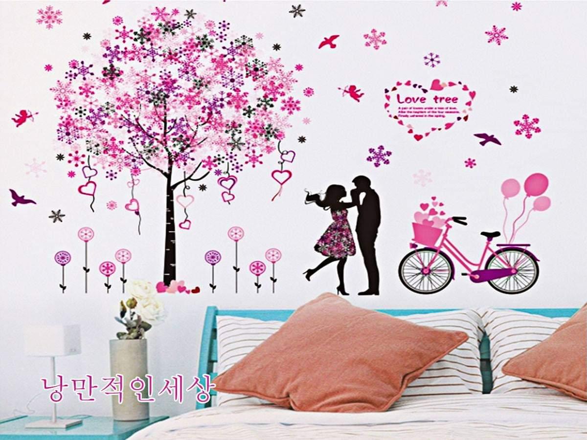 [HCM]DECAL DÁN TƯỜNG HOA HỒNG ĐỎ VÀ CÂY TRÁI TIM