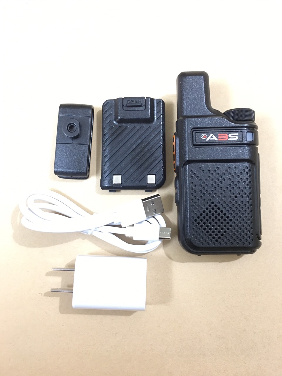 Bộ 10 Chiếc Bộ đàm Siêu Mini Sạc USB Type C Đời Mới chất lượng khủng ABS AB900 (Giá rẻ, bền bỉ)
