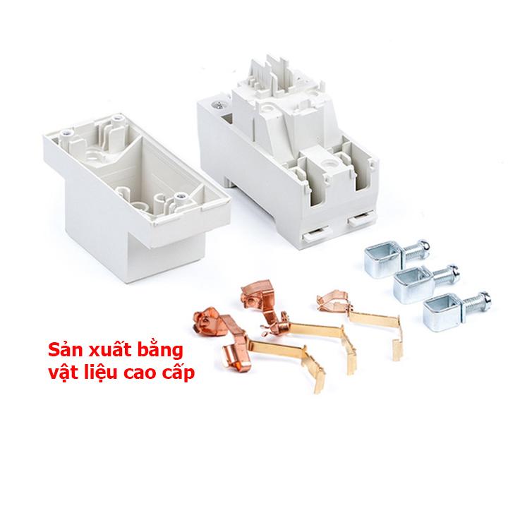 Ổ cắm điện lăp ray cài át tủ điện 3 lỗ.