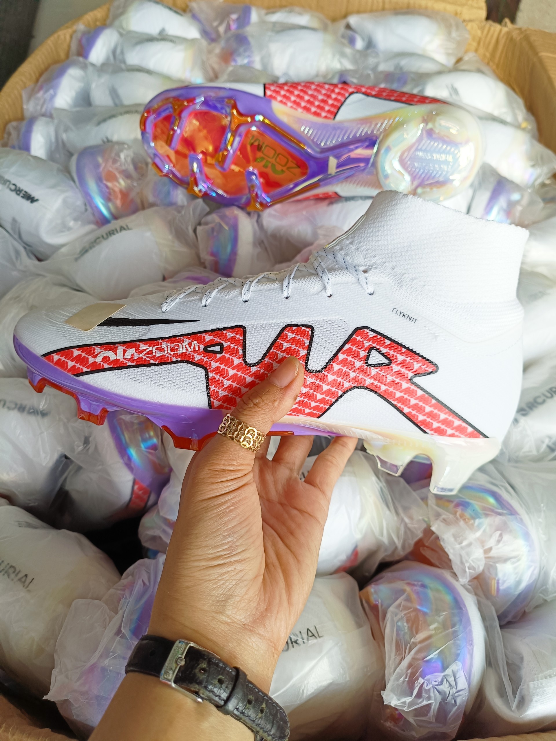 giày đá bóng Mercurial Vapor 15 Elite FG ( Tặng hộp+tất+túi rút )