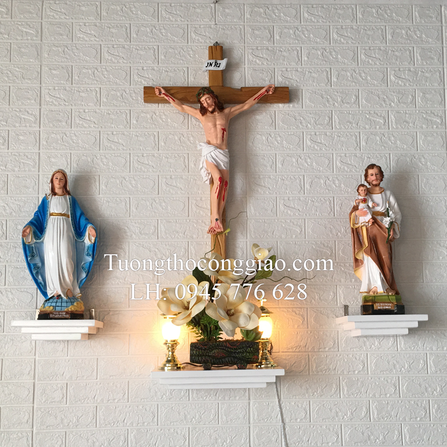 Bộ kệ bàn thờ Chúa đơn giản ba bệ vuông (không tượng)