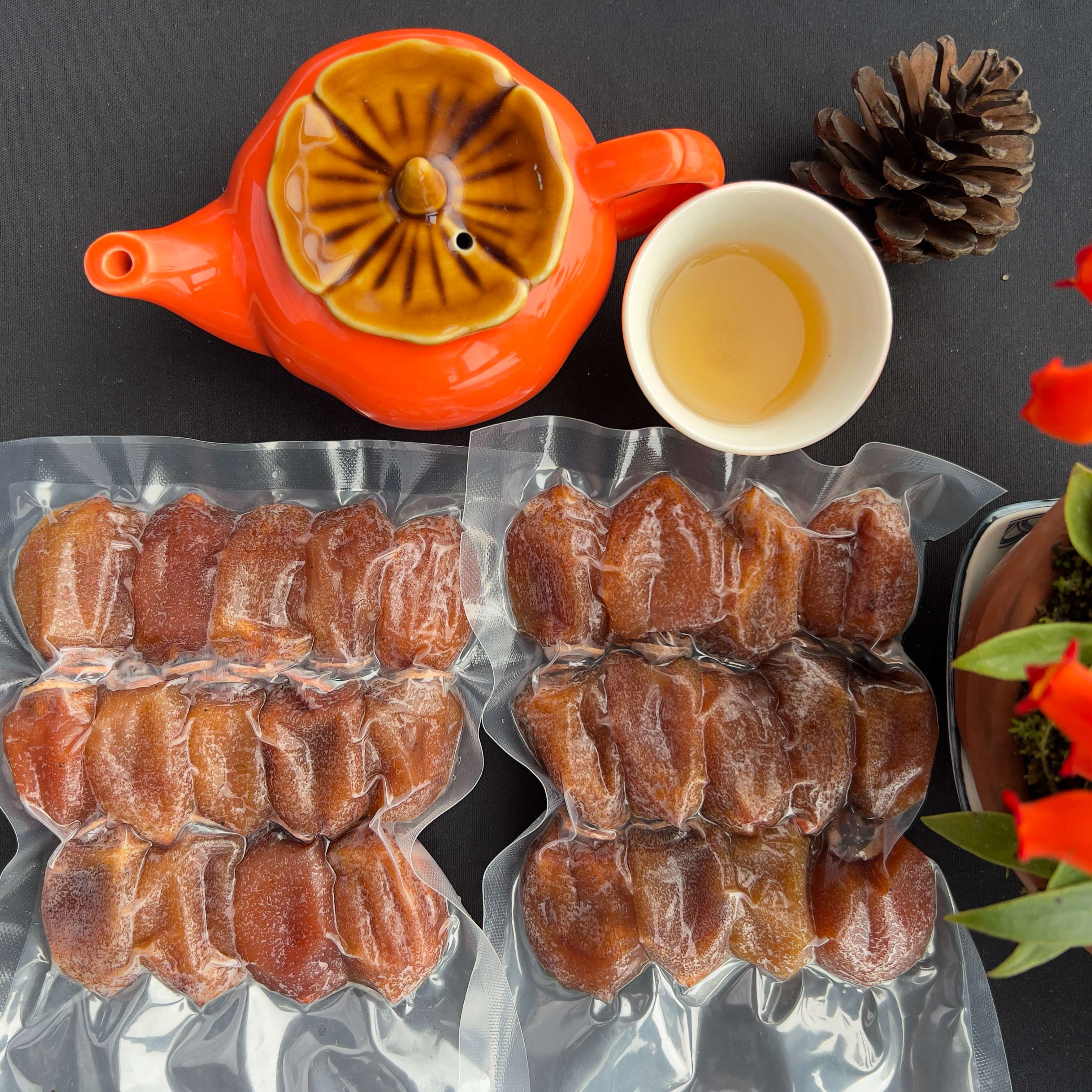 Hồng treo gió 500gr hoàn toàn không đường BánhMật Farm đặc sản Đà Lạt loại đặc biệt của cao nguyên sương mù