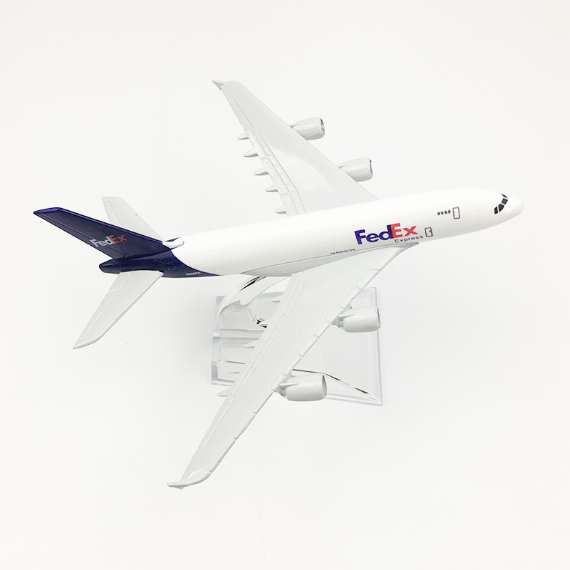 Mô hình máy bay FedEx 16cm + đế trưng bày