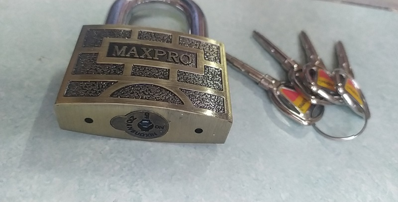 Ổ khóa Maxpro vuông 6F 60mm
