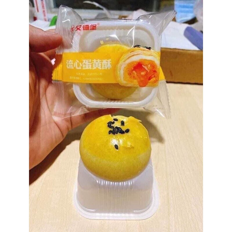 [HCM][1 cái] bánh LIU trứng chảy THƠM NGON- Coca 2403