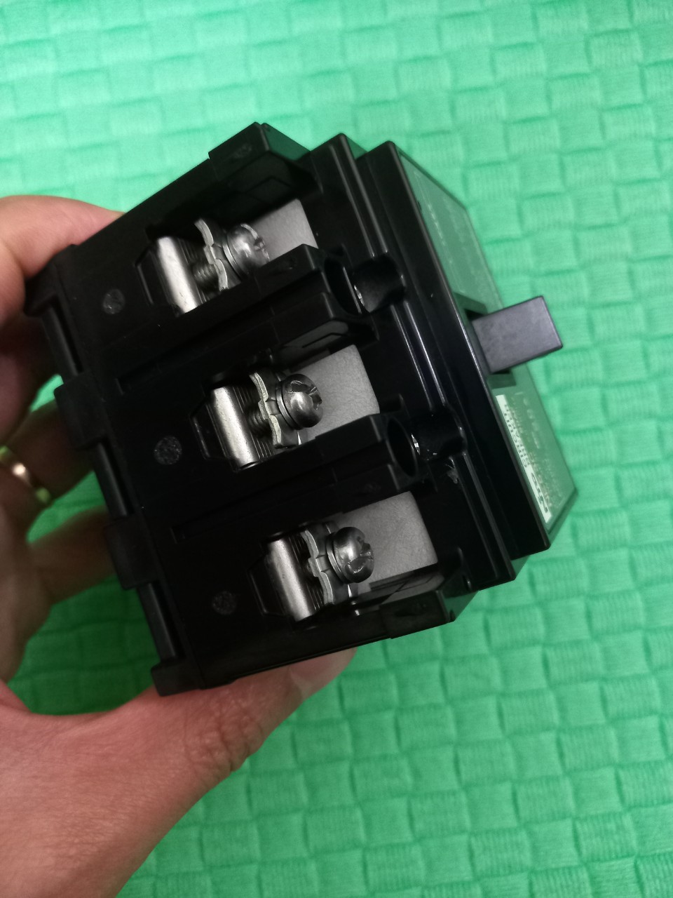 APTOMAT 3 PHA NHẬT BẢN 20A MCB