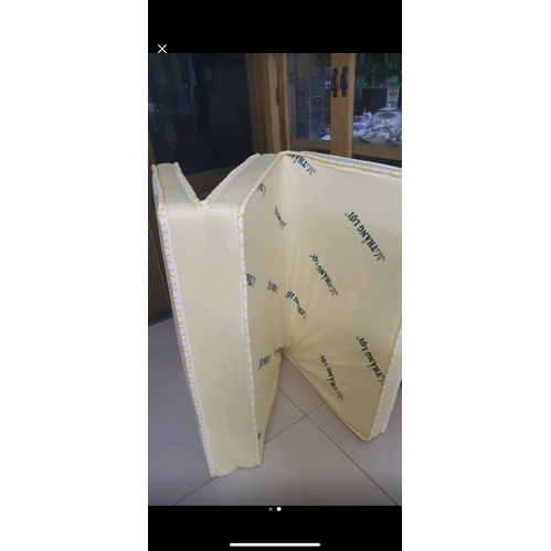 Nệm cao su non thắng lợi gấp 3 dày 10 Phân