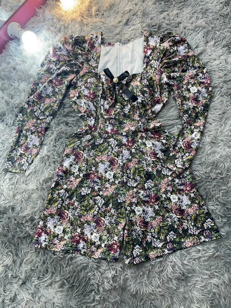 Jum đùi hoa tay dài phồng-TK#jumpsuit