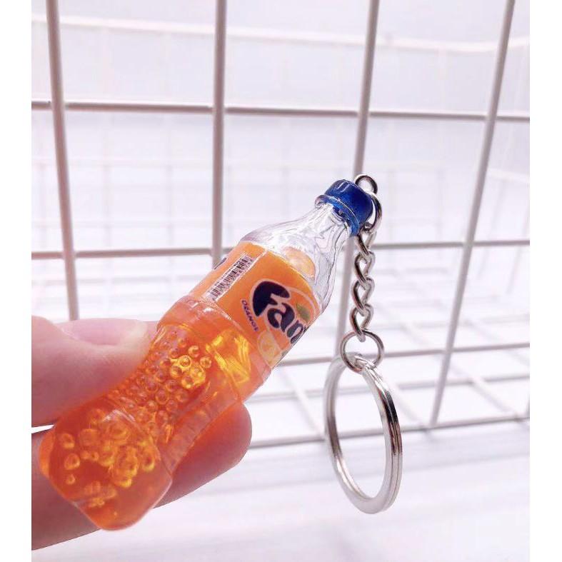 Móc Khóa nước uống Độc Lạ A01