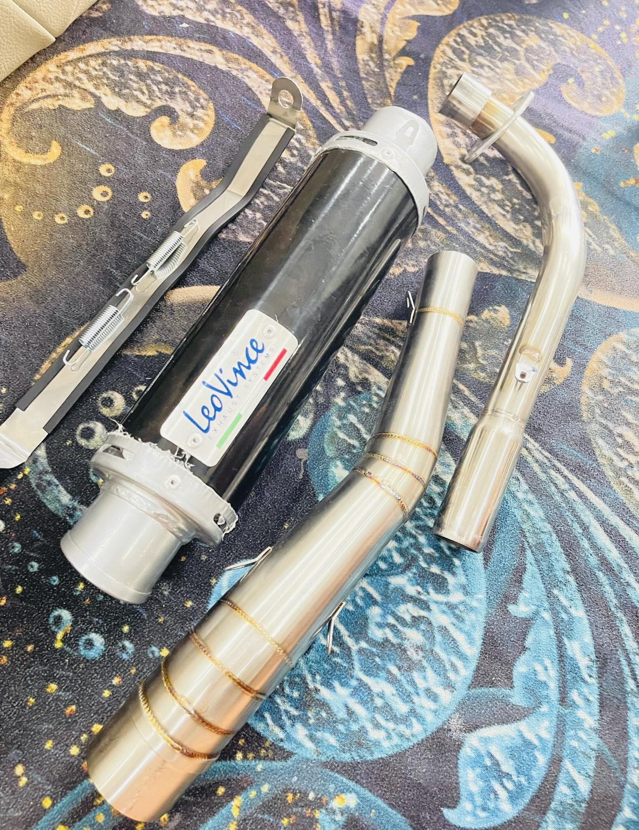 Pô leovince màu TRẮNG full cổ cong 2 khúc raider fi, satria, gsx,...Nhiều Dòng Xe Số