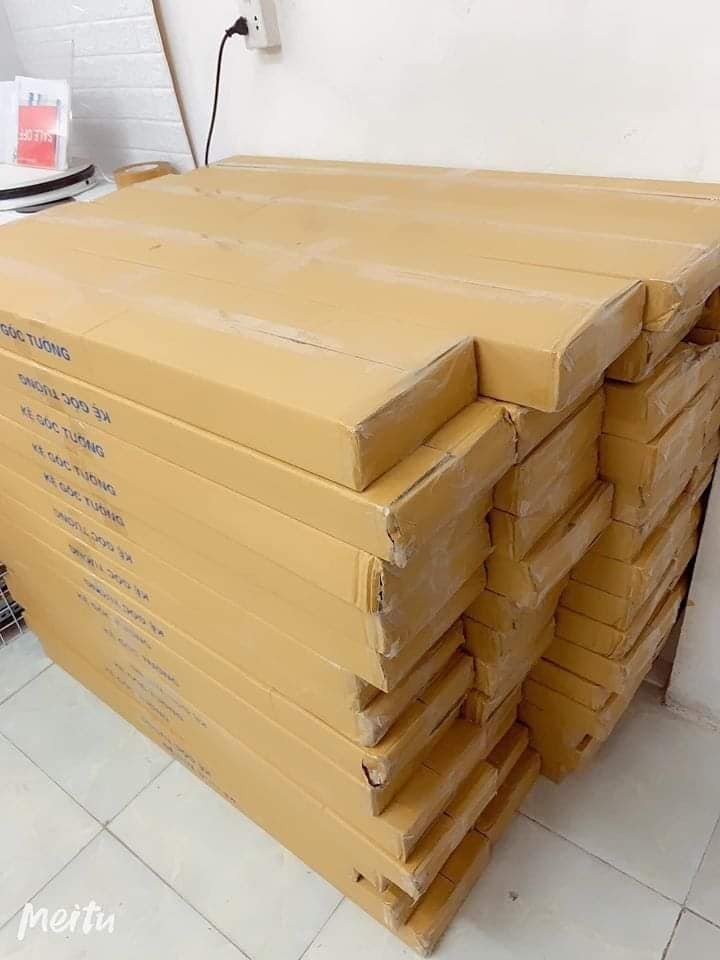 KỆ GỖ GÓC TƯỜNG