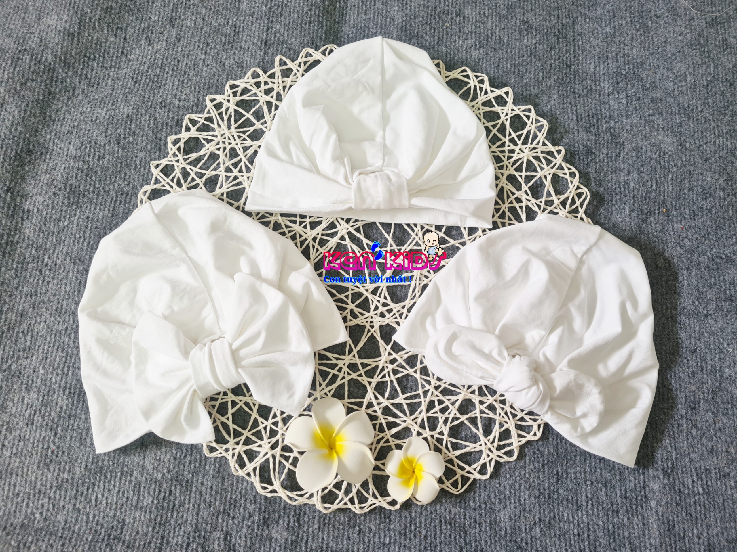 (5-10kg) Nón mũ Turban kiểu Ấn màu trắng cho bé