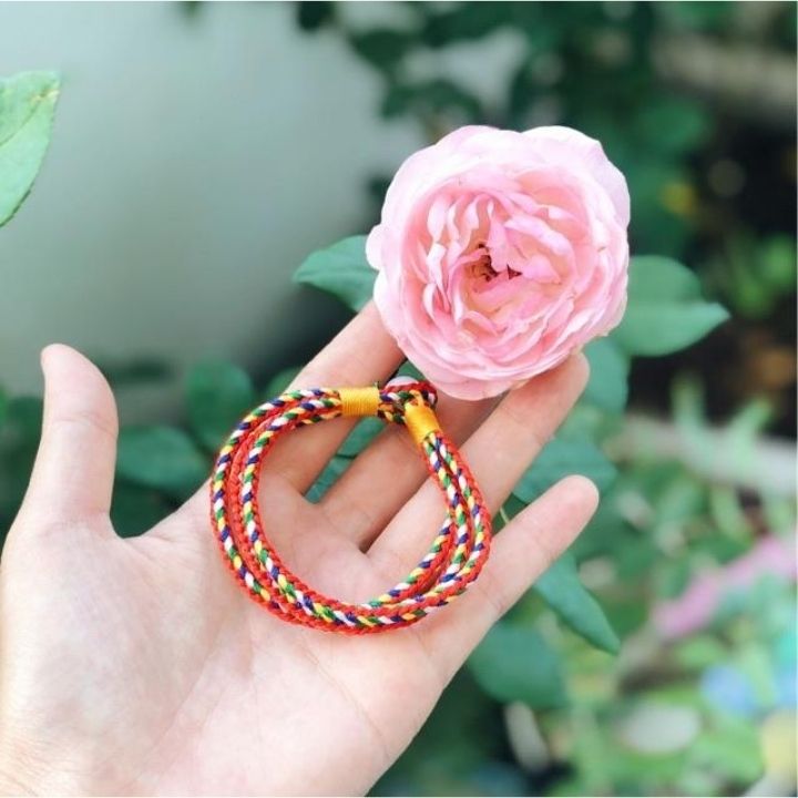 Vòng Tay Chỉ Ngũ Sắc