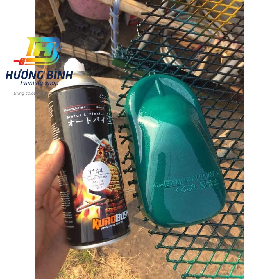 Sơn xịt Samurai màu Xanh Đậm - 1144 (cần sử dụng với nền màu Bạc mới lên được màu chuẩn và đẹp)