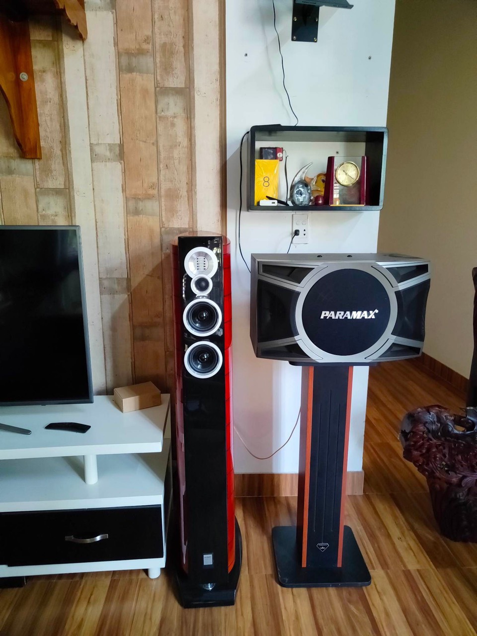 Chân loa karaoke Venza BM 85
