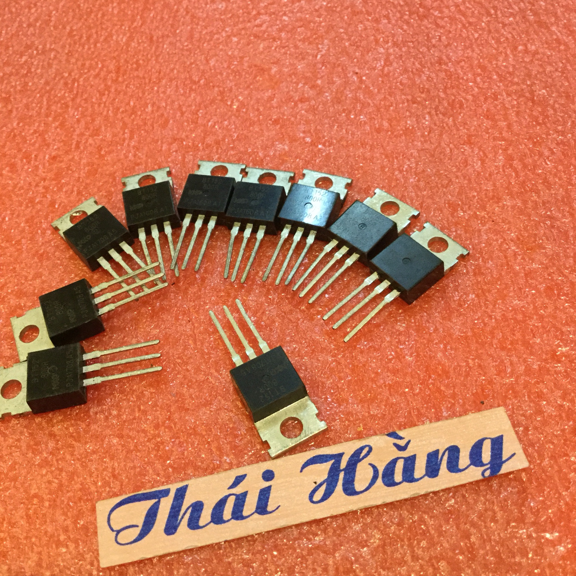 Đèn transitor BT152 (10 chiếc)