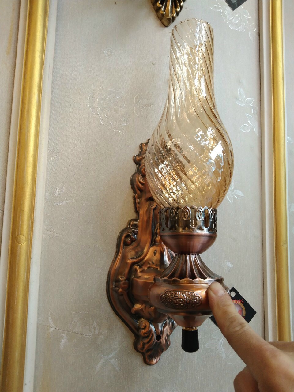 Đèn tường phòng thờ tdt054
