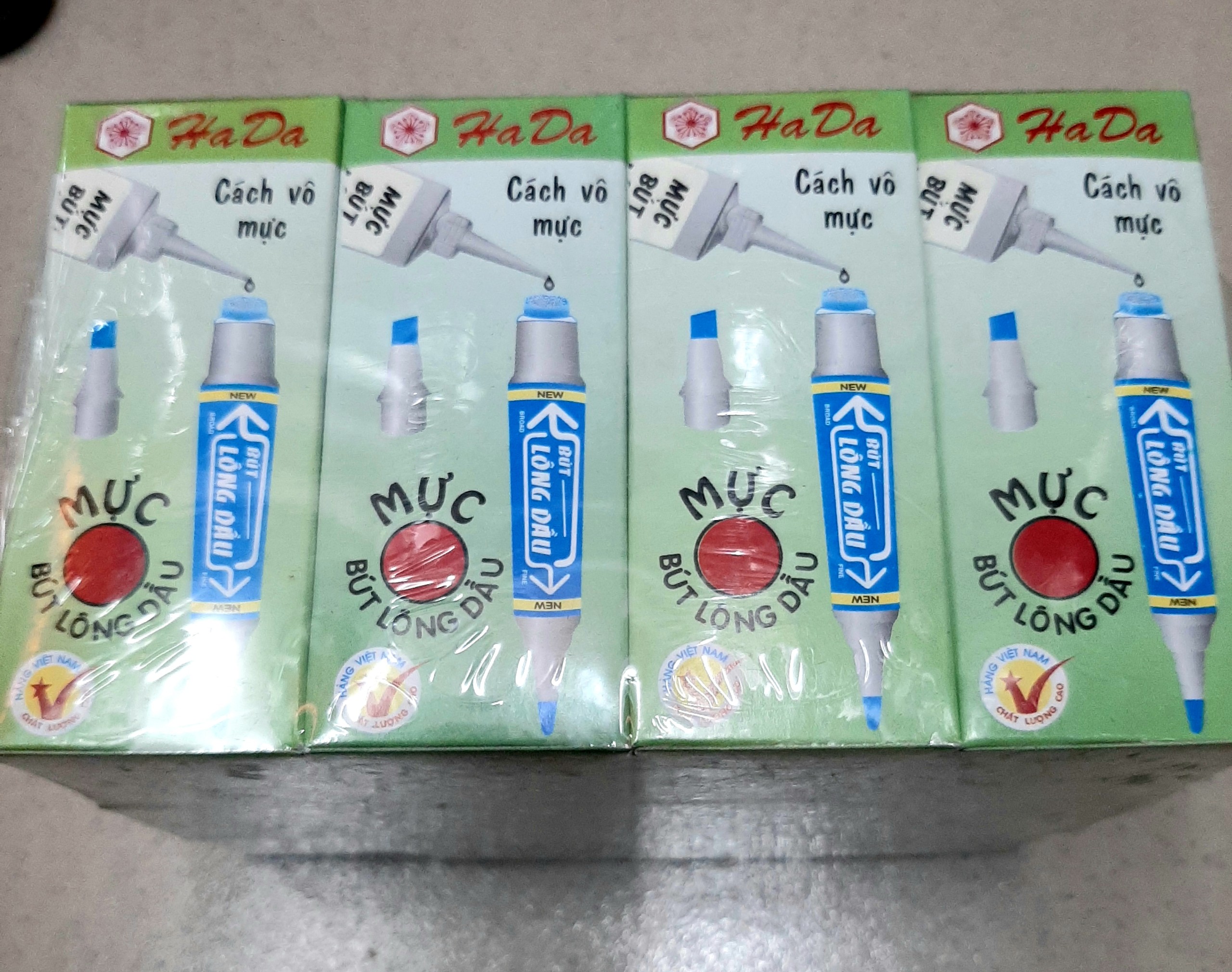 1 lố 12 chai mực cho bút lông dầu