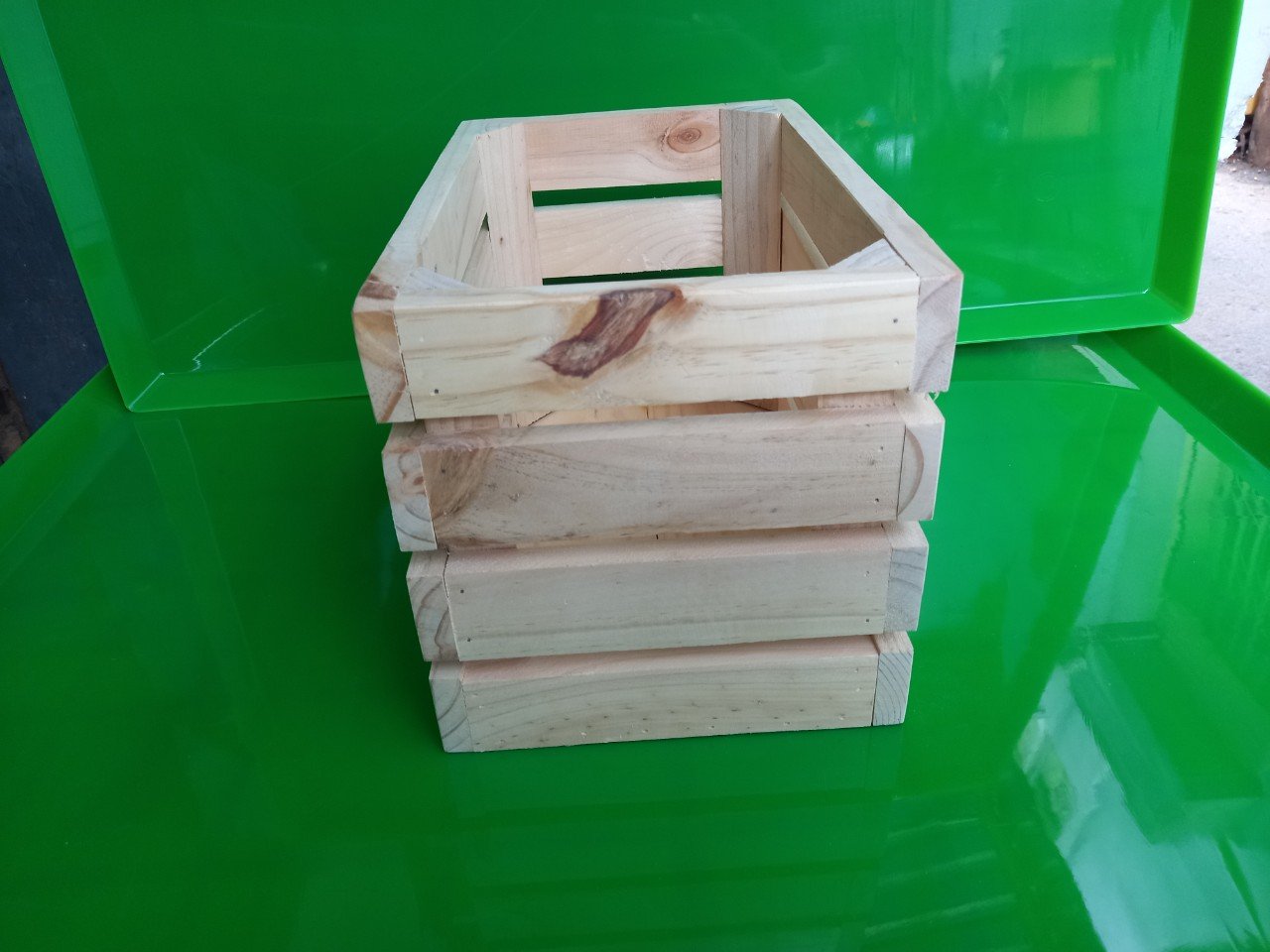 Hộp gỗ Pallet thông 30 x 20 x 20CM