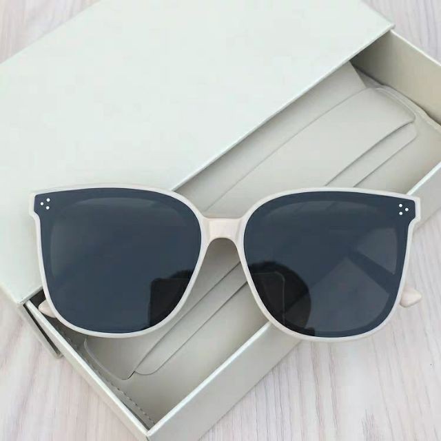 Kính thời trang GM mắt mèo họa tiết đinh thời trang Hàn Quốc 2019 - Kính mát Unisex 6988