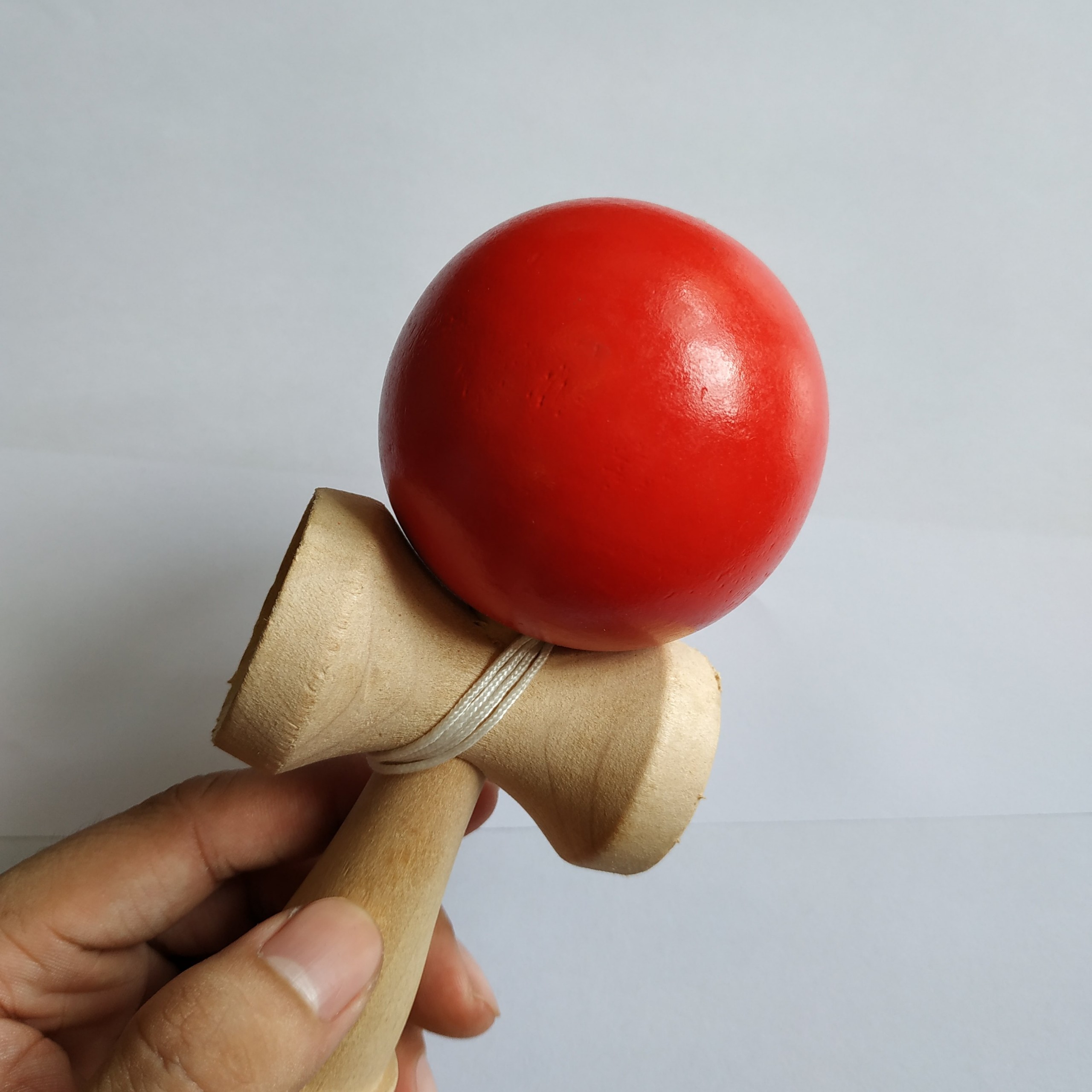 TRÒ CHƠI KENDAMA ĐỎ NHẬT BẢN 18CM
