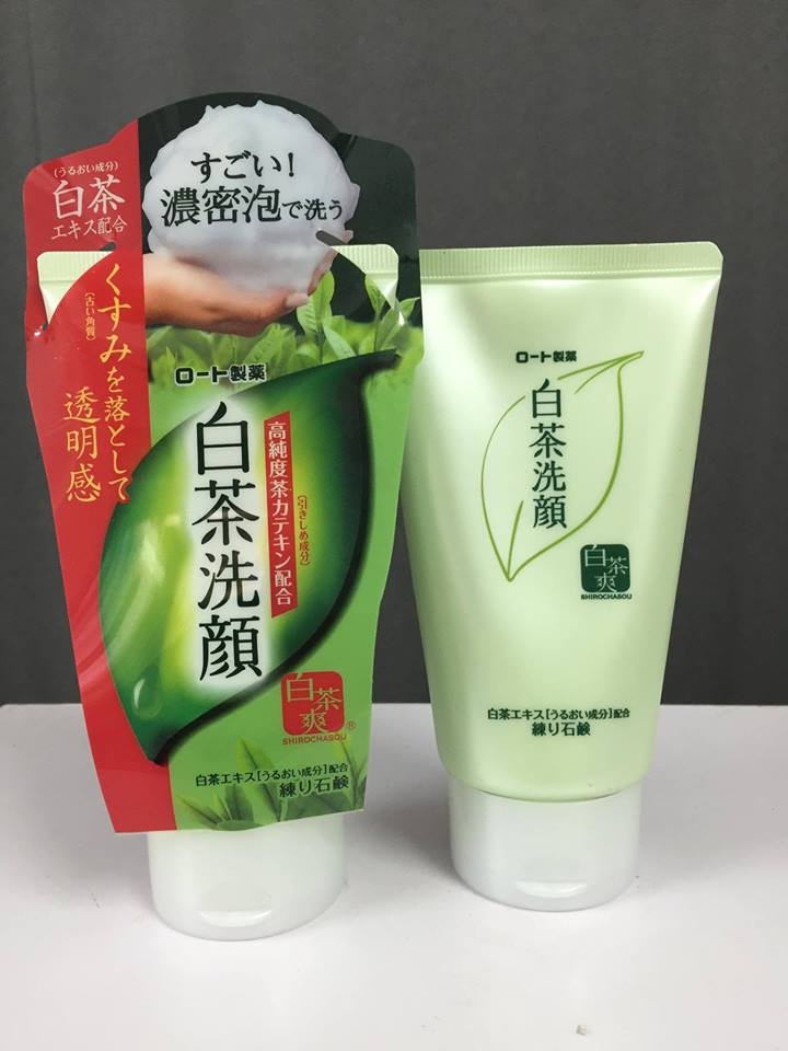 Sữa rửa mặt trà xanh Nhật Bản 120g