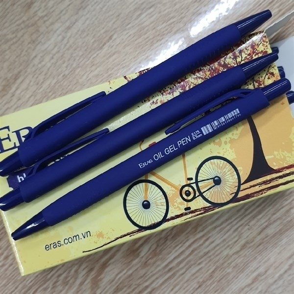 BÚT BI DẦU TAM GIÁC 0.5MM ERAS E176 - Chiếc