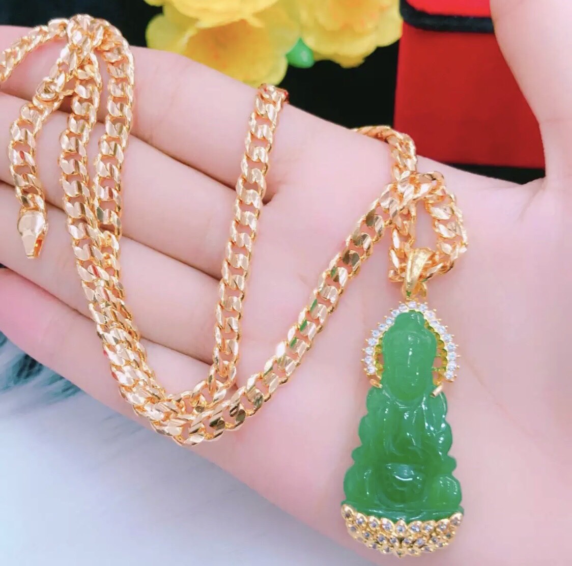 Dây chuyền và mặt dây hình phật quan âm xanh mạ vàng 18