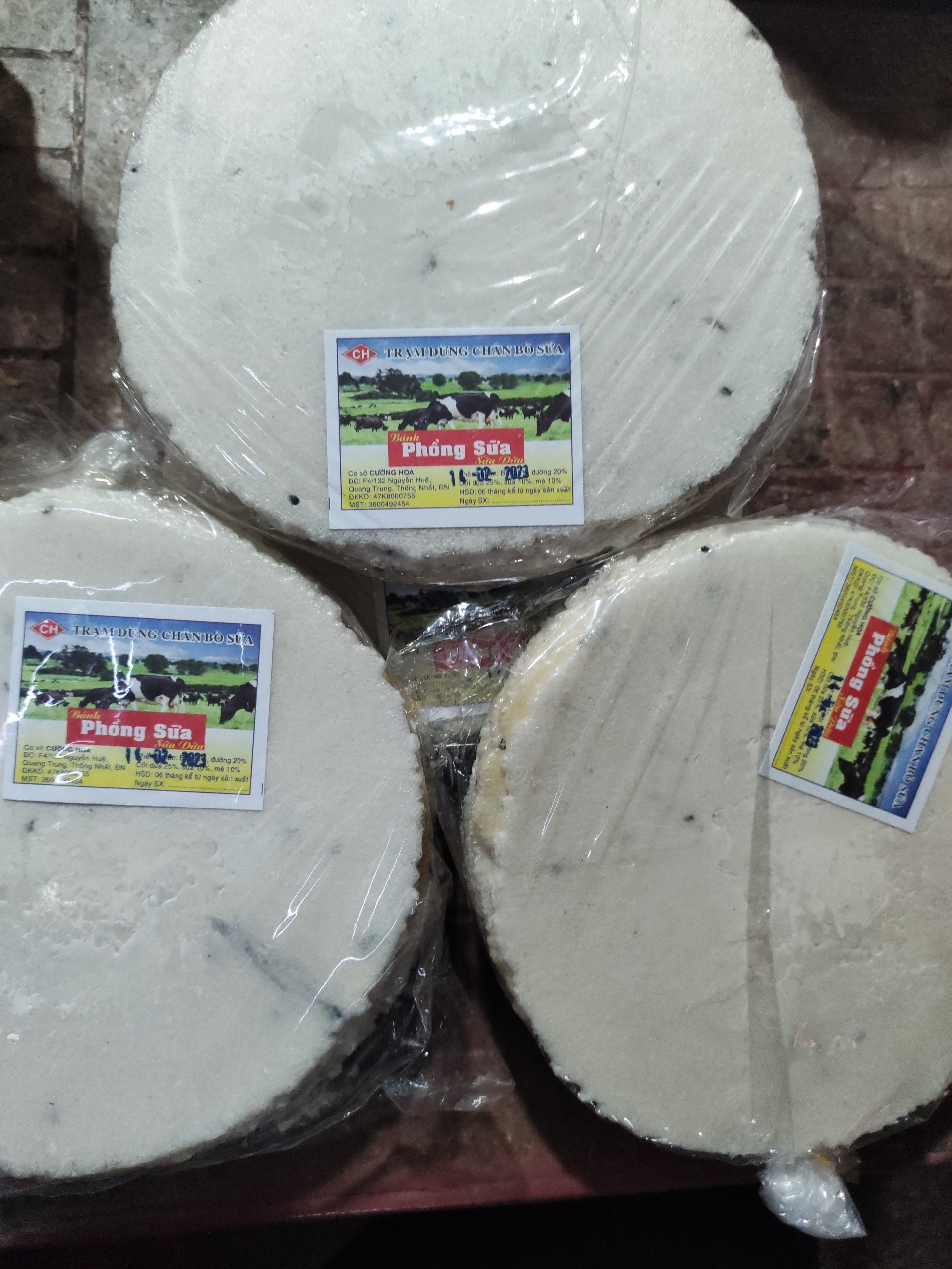Bánh Phồng Sữa Sữa Dừa Đặc Biệt Thơm Ngon ( Bịch 10 Cái) (Sạp Bánh Hoàng Yến)