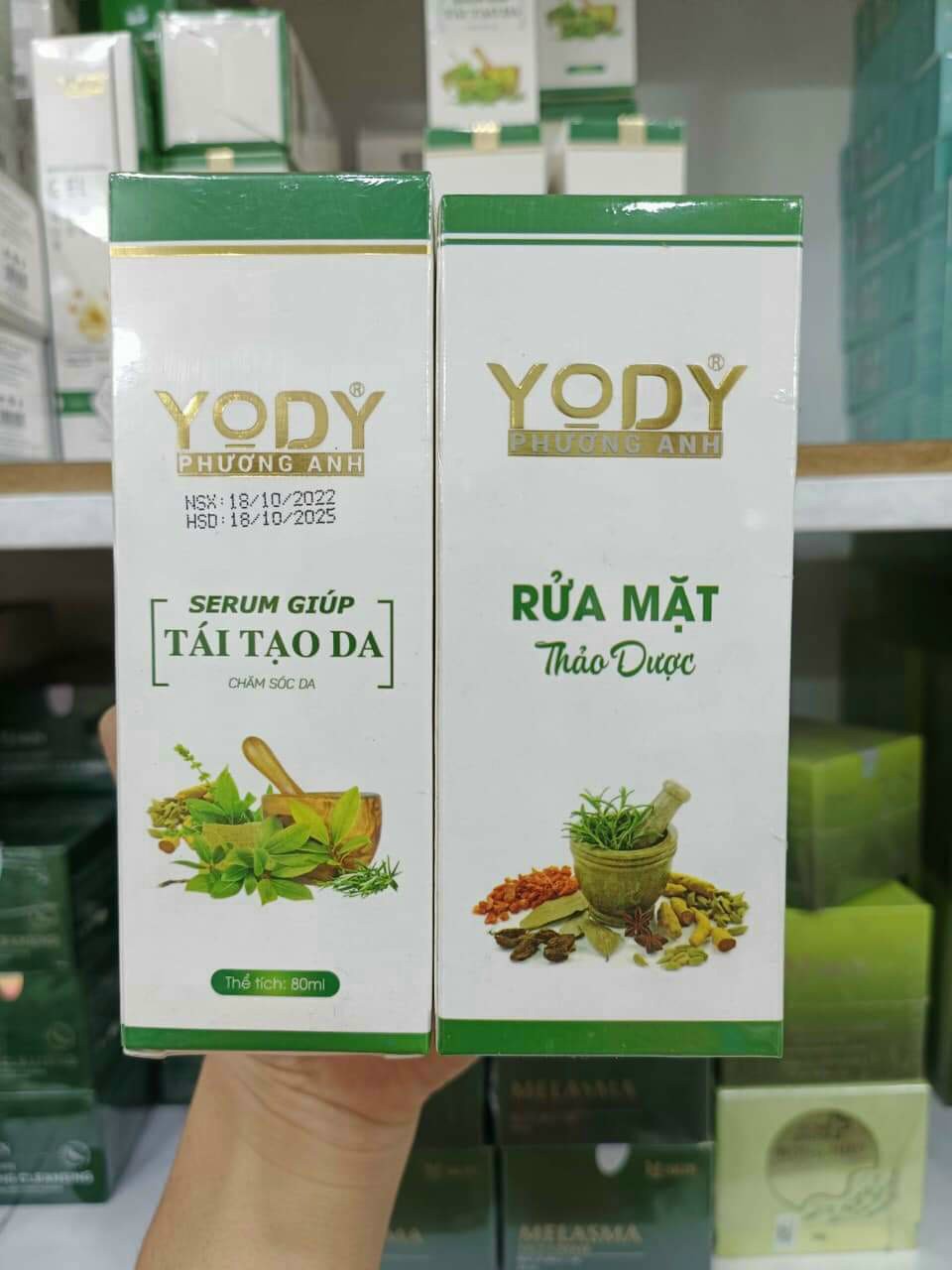 Combo 2 Chai Tái Tạo Da Phương Anh Yody White