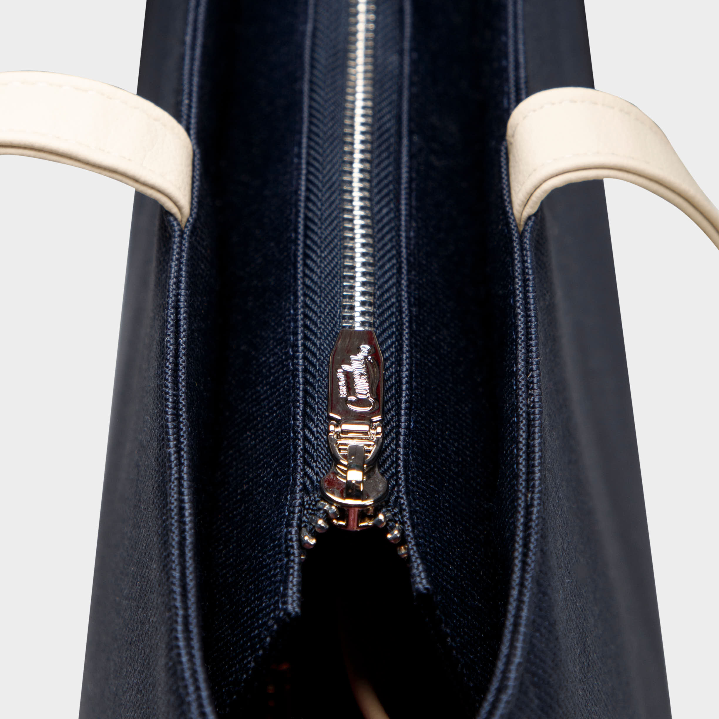 Túi CAMELIA BRAND® Compact Tote