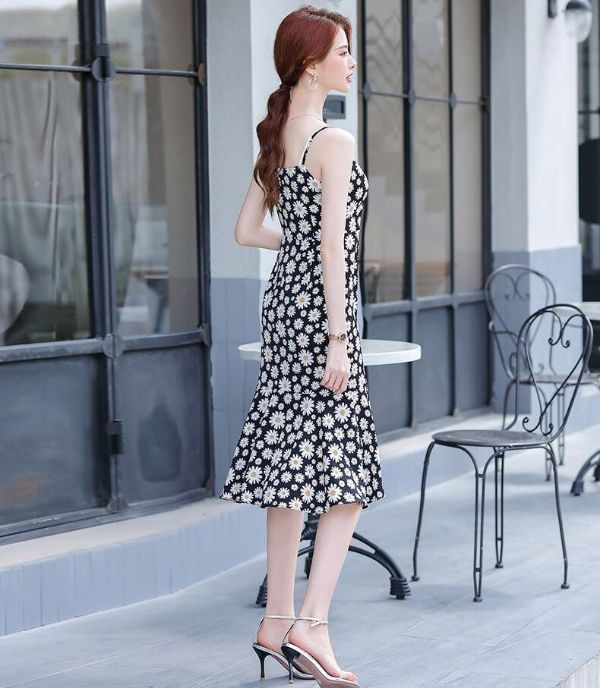 [HCM]ĐẦM XÒE 2 DÂY ĐUÔI CÁ HOA CÚC SIÊU HOT