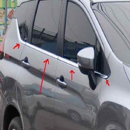 Nẹp viền chân kính xpander 2019-2020