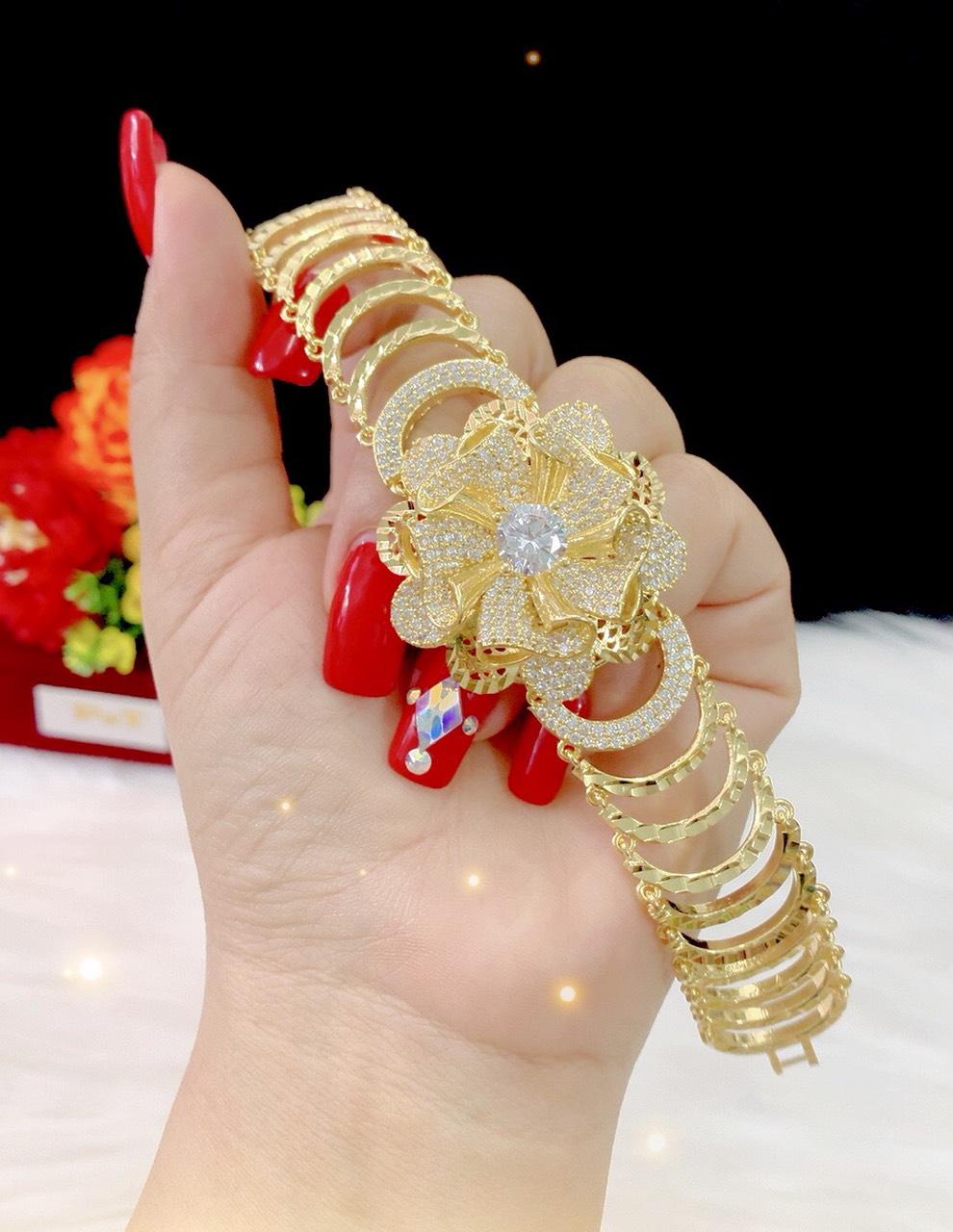 Lắc tay nữ hoa xoáy mạ 18k cao cấp