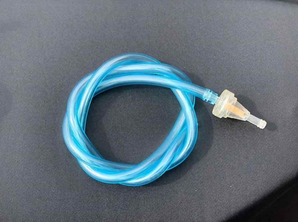 Ống Dẫn Xăng Màu  1 Mét Có Lọc Xăng