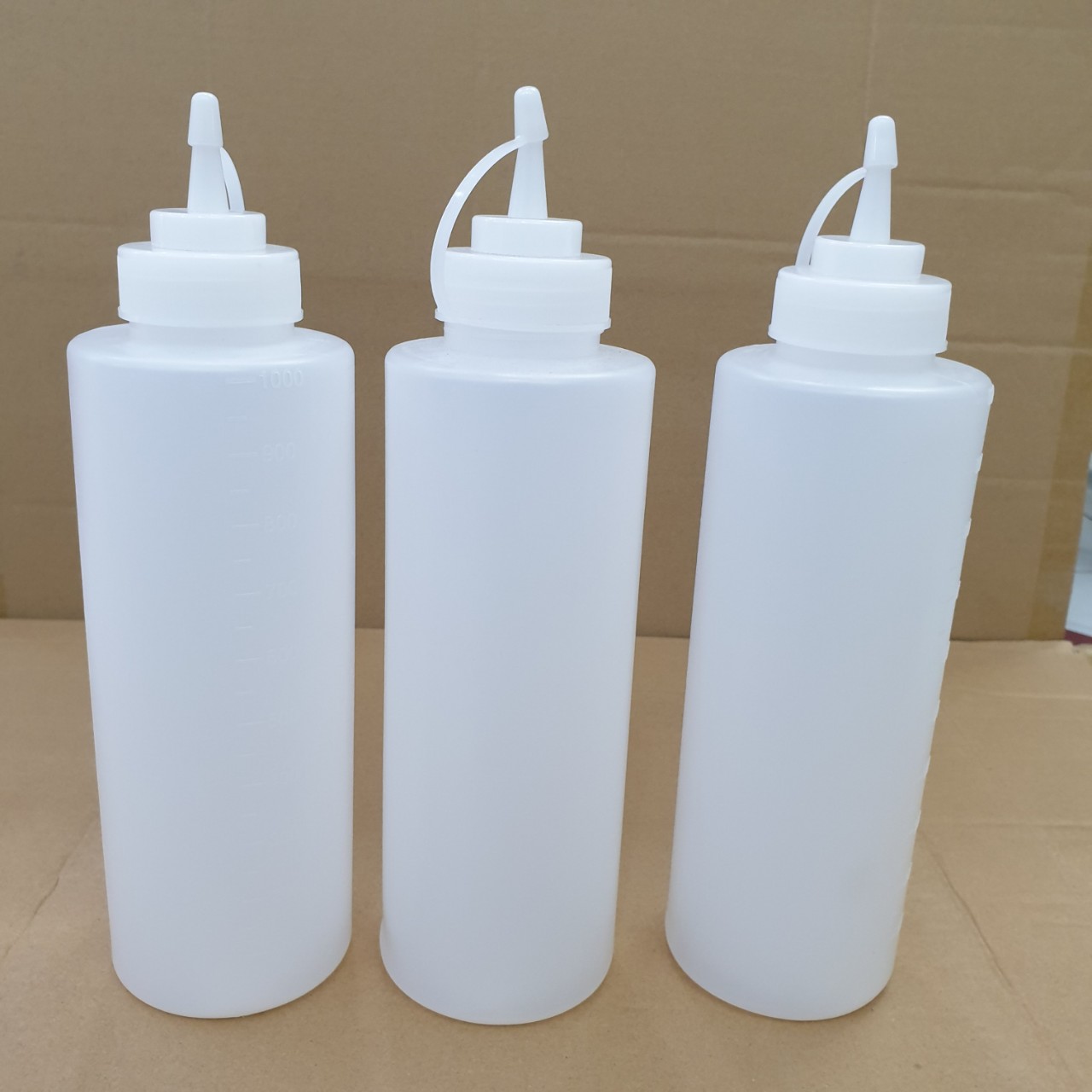 [HCM] Chai nhựa đựng sốt 1000ml