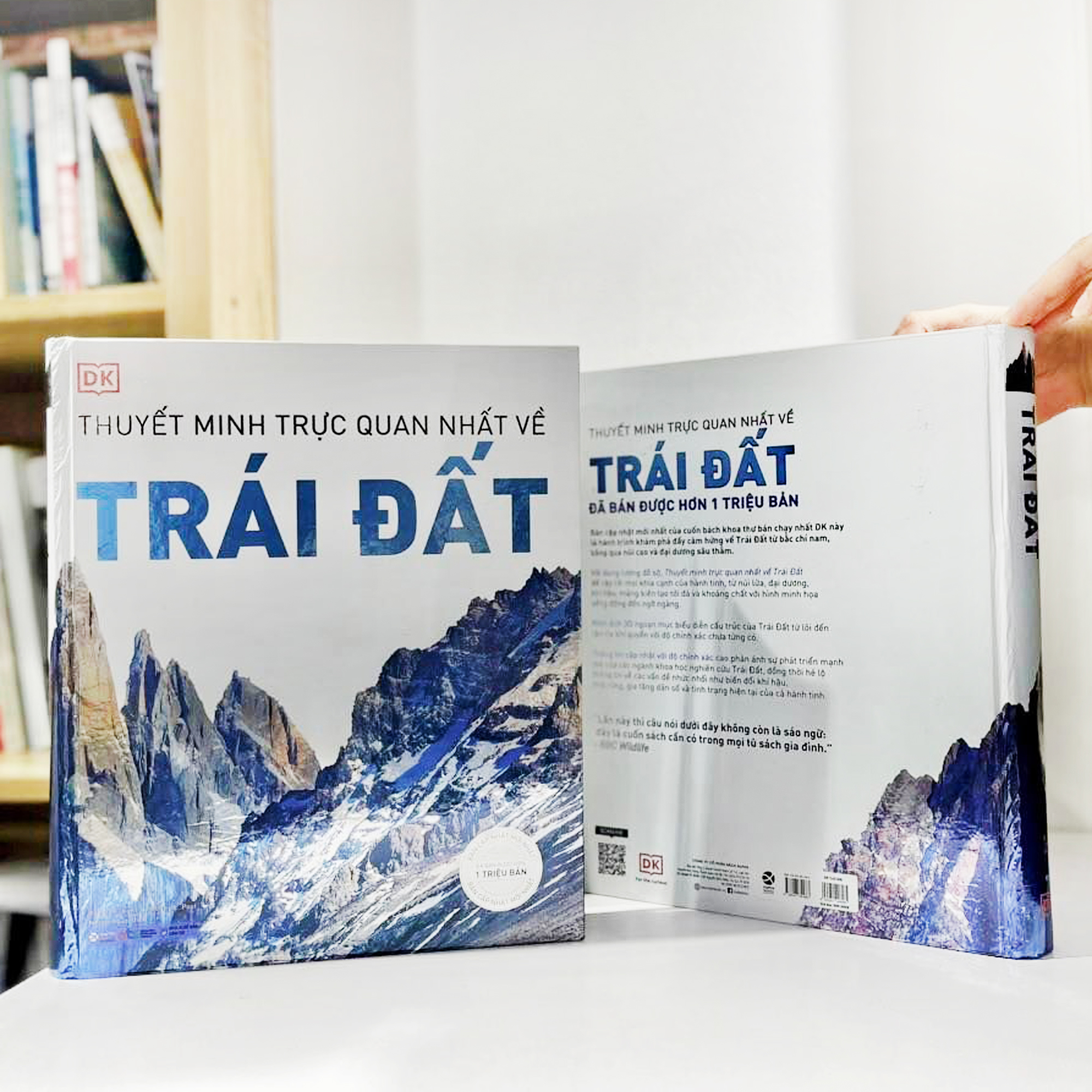 Sách - Thuyết Minh Trực Quan Nhất Về Trái Đất (DK - Bìa Cứng)