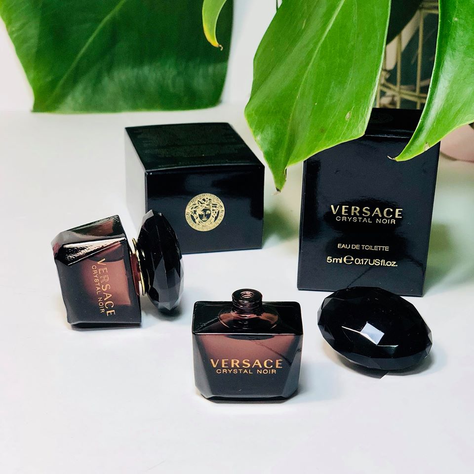 Nước hoa nữ Versacee Crystal Noir Eau De Toilette 5ml