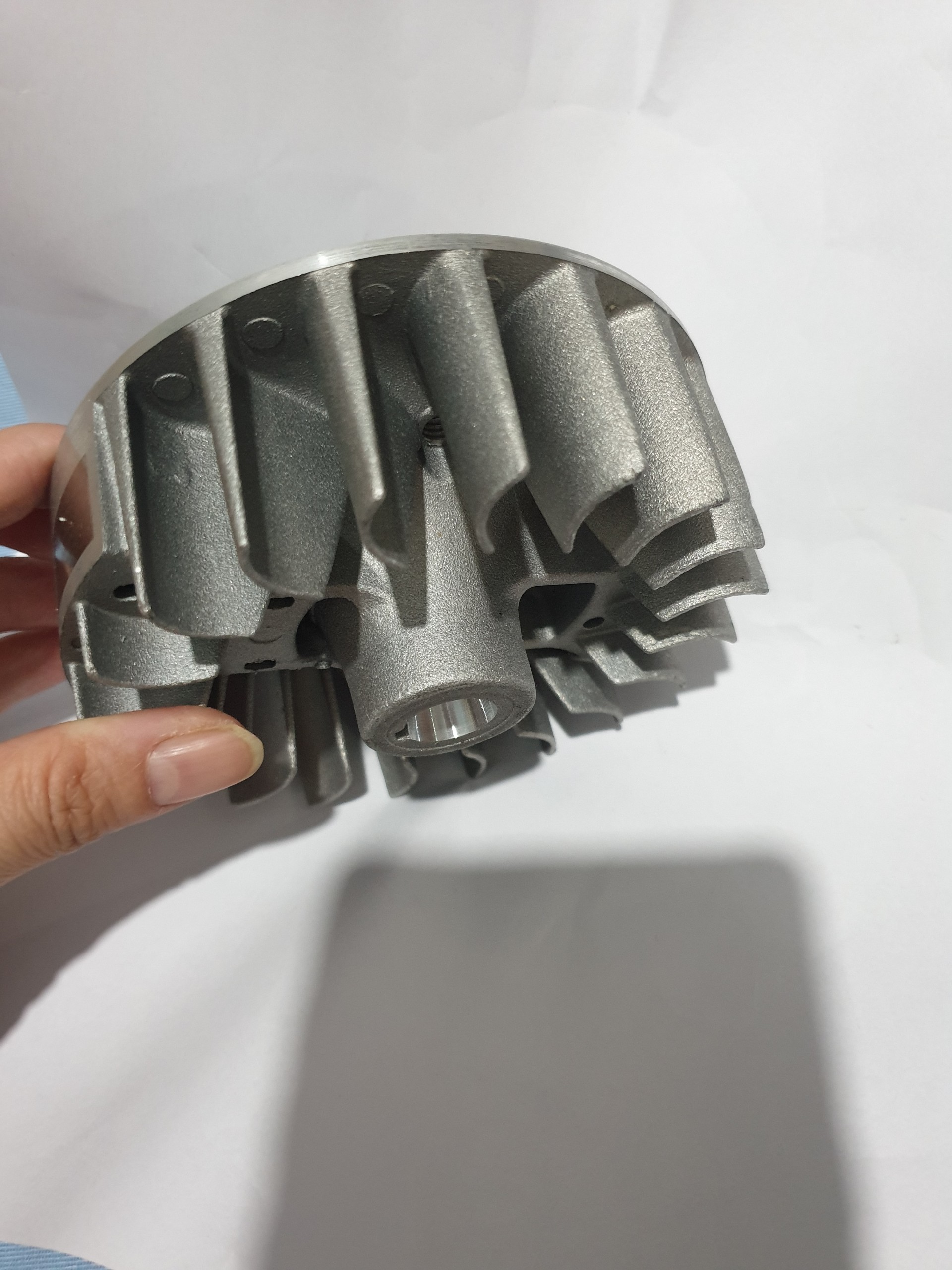 MITSU VÔ LĂNG - BÁNH ĐÀ MÁY CẮT CỎ 2 THÌ TL52/520 Phụ Tùng Dùng Cho