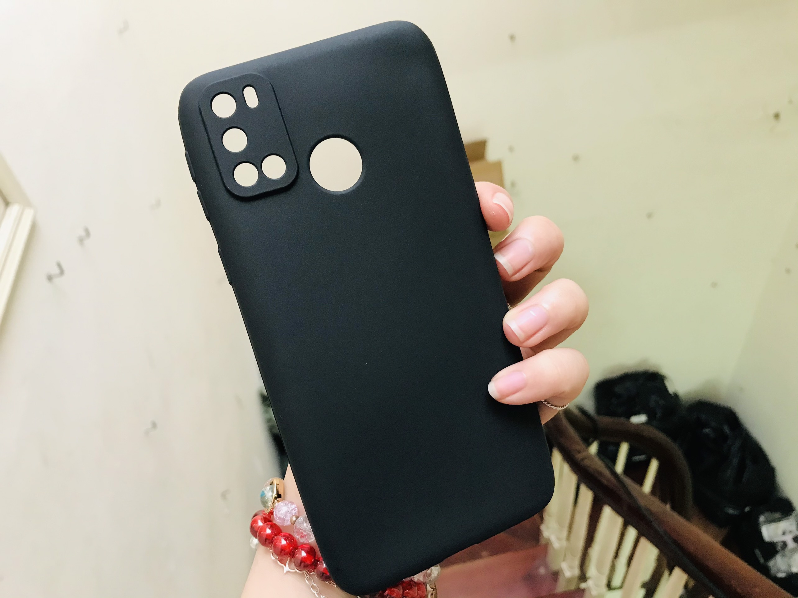 Ốp dẻo đen loại chống bẩn cho VSMART JOY 4