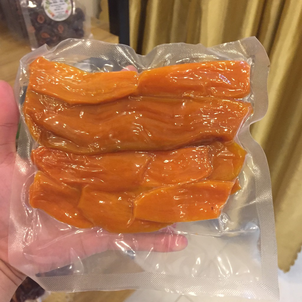 Khoai lang mật sấy dẻo đà lạt.