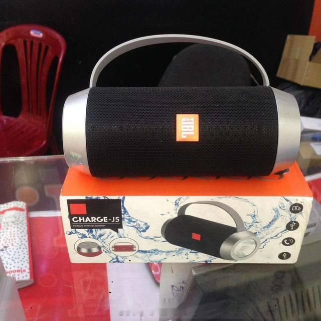 Loa Bluetooth JBL J5- CÓ ĐÈN PIN