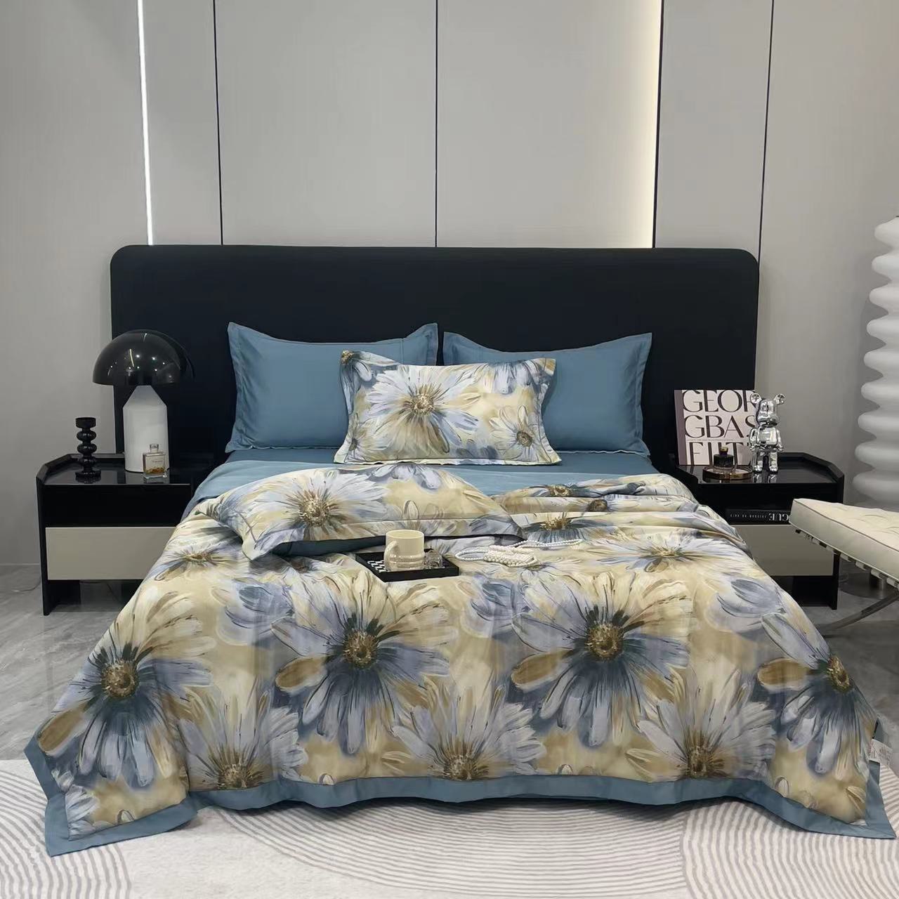 Thai Silk Summer-Autumn Blankets Are Good Quality, with Rich Patterns.