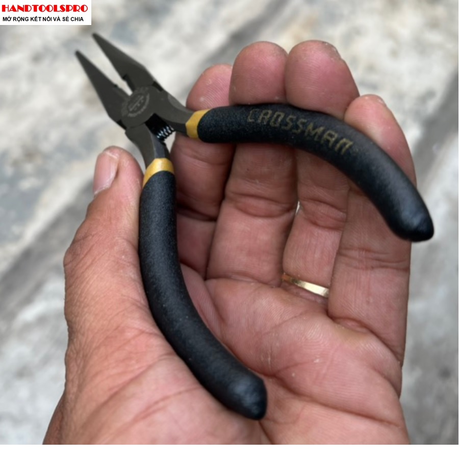 [Mã LIFE30K giảm 15% đơn 150K] Kìm nhọn đen 4-1/2 inch Crossman 95-104