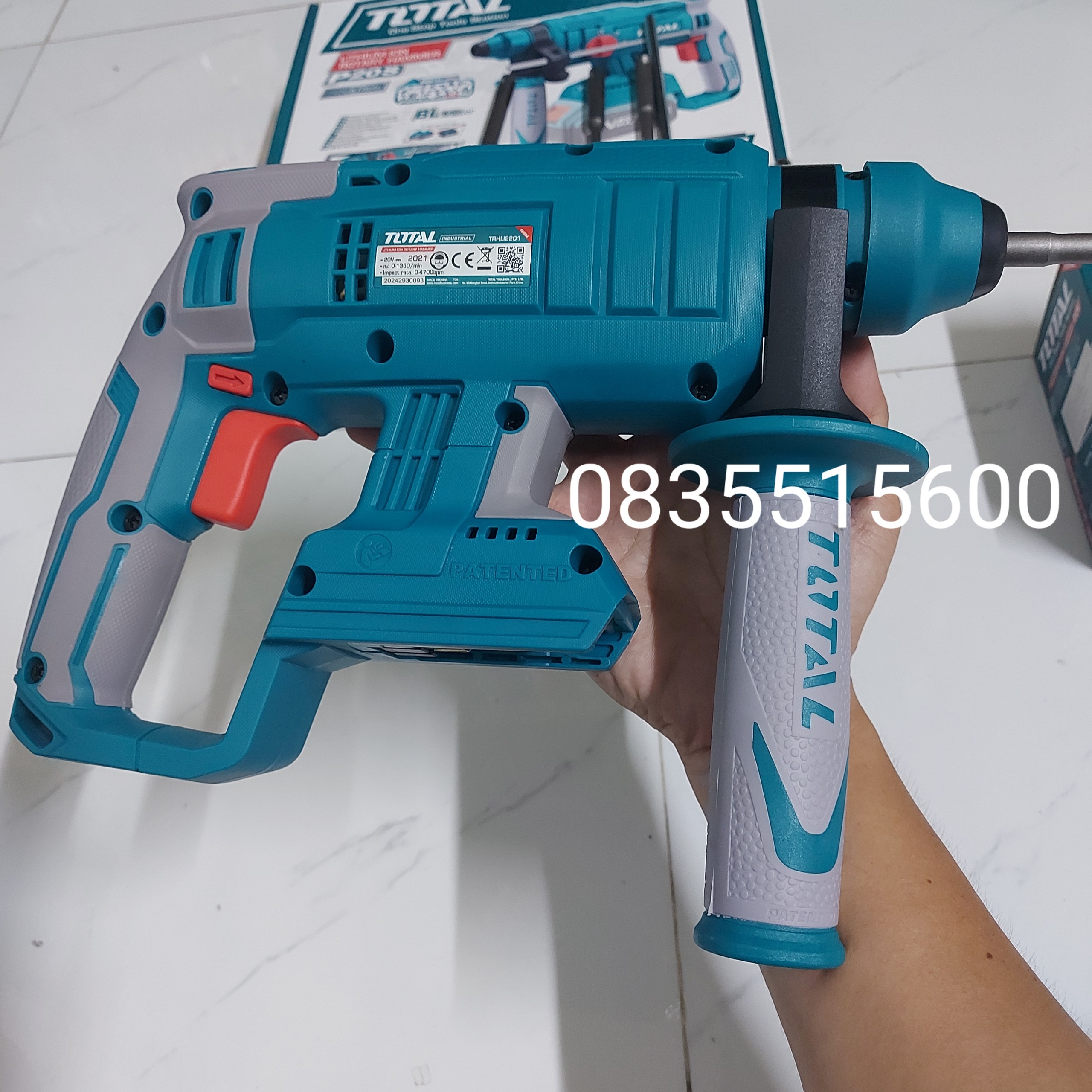 MÁY KHOAN ĐỤC BÊ TÔNG 20V TOTAL TRHLI2201