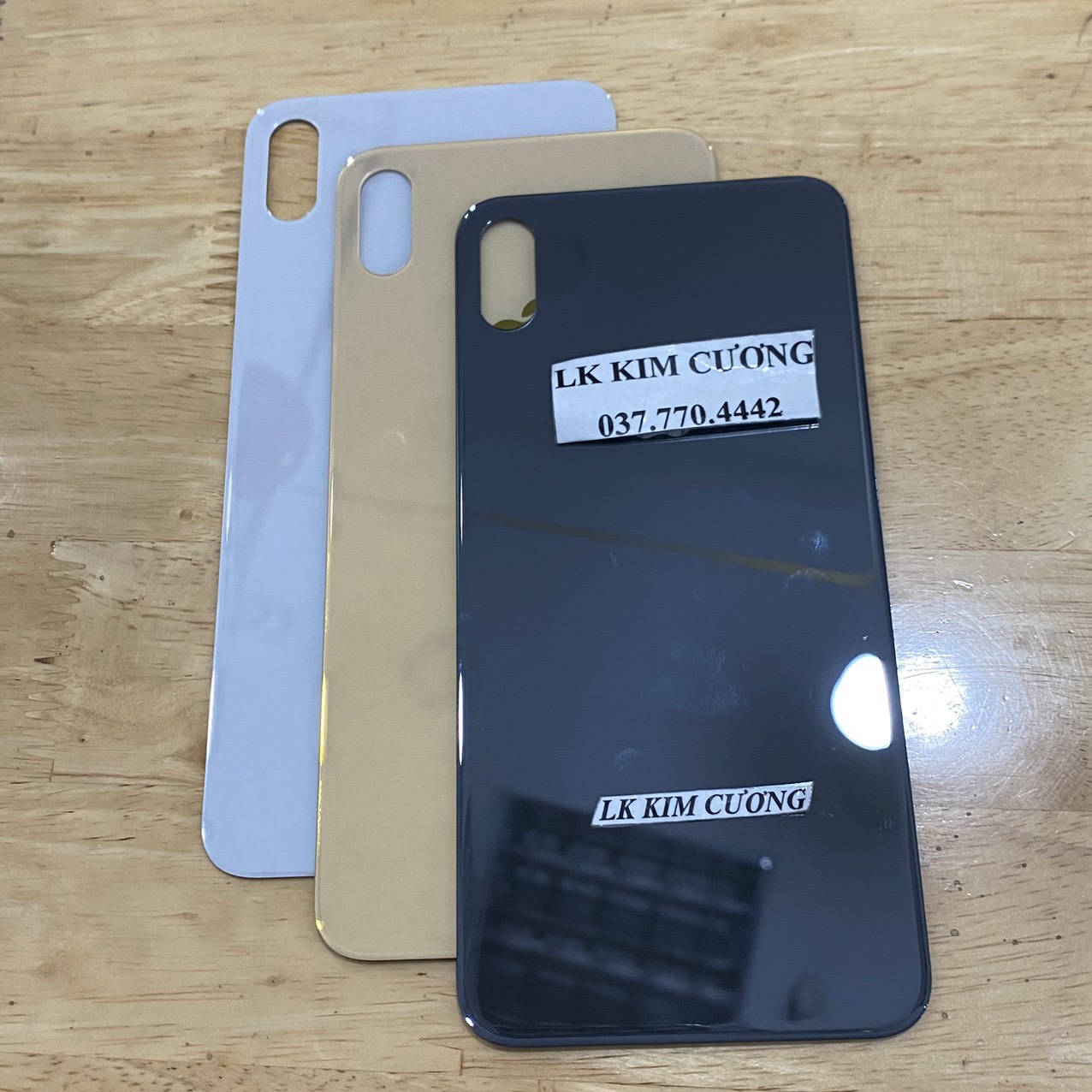 Nắp lưng Lỗ bé thay thế ip XS MAX