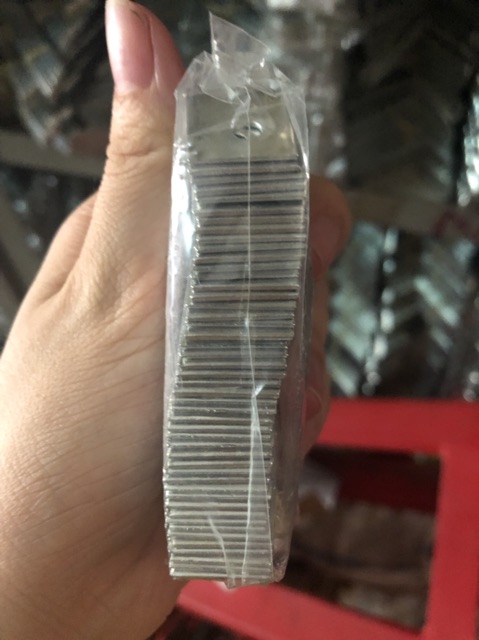 Ke góc loại nhỏ 80c-100c/gói