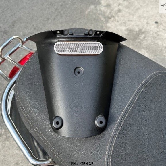 Dè Chắn Bùn Sau Cho Vespa Sprint Primavera