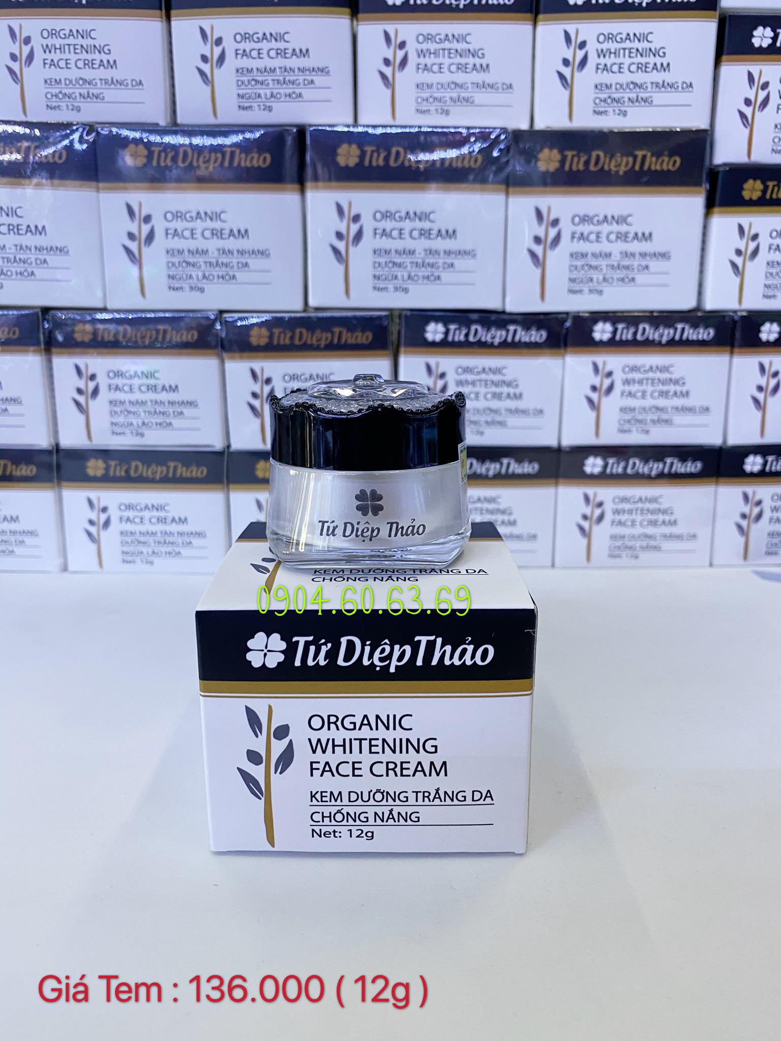 Kem dưỡng trắng da chống nắng 12g tứ diệp thảo
