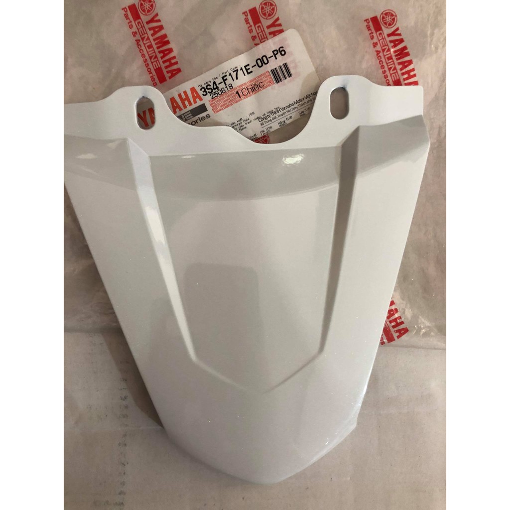 Ốp đuôi sirius, đuôi rùa sirius màu trắng, chính hiệu yamaha motor vn